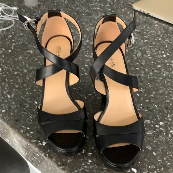 Brand new Michael kors wedges - Picture 2 of 4